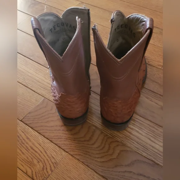 Tecovas Brown Leather Ostritch Western Boots. 10 D - Picture 3 of 6